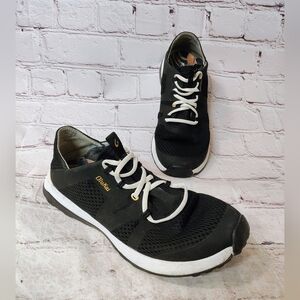 Olukai Huia Black Lace Up Mesh Black Sneakers 7.5